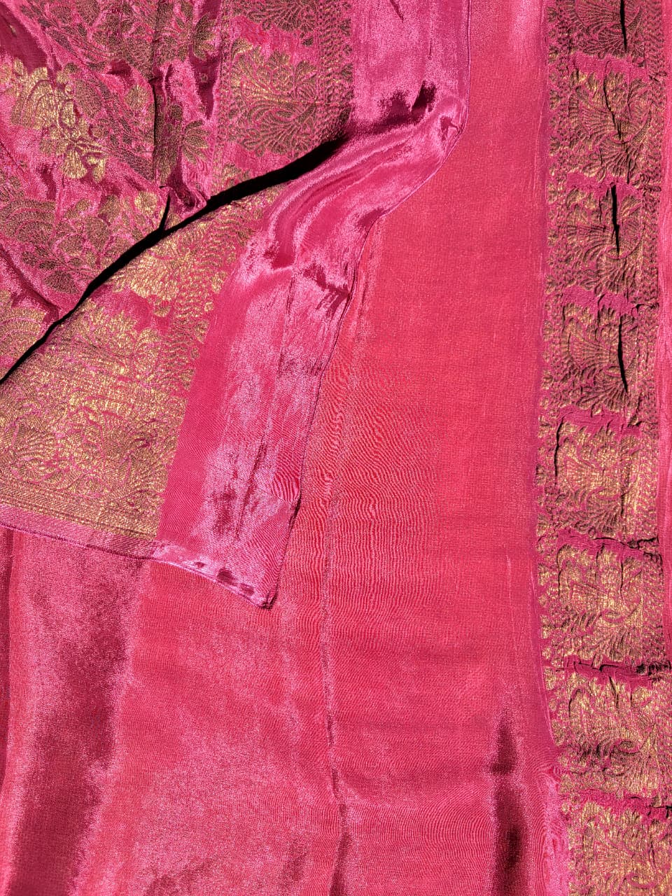 Maroon 2 Riddhi Crepe Saree