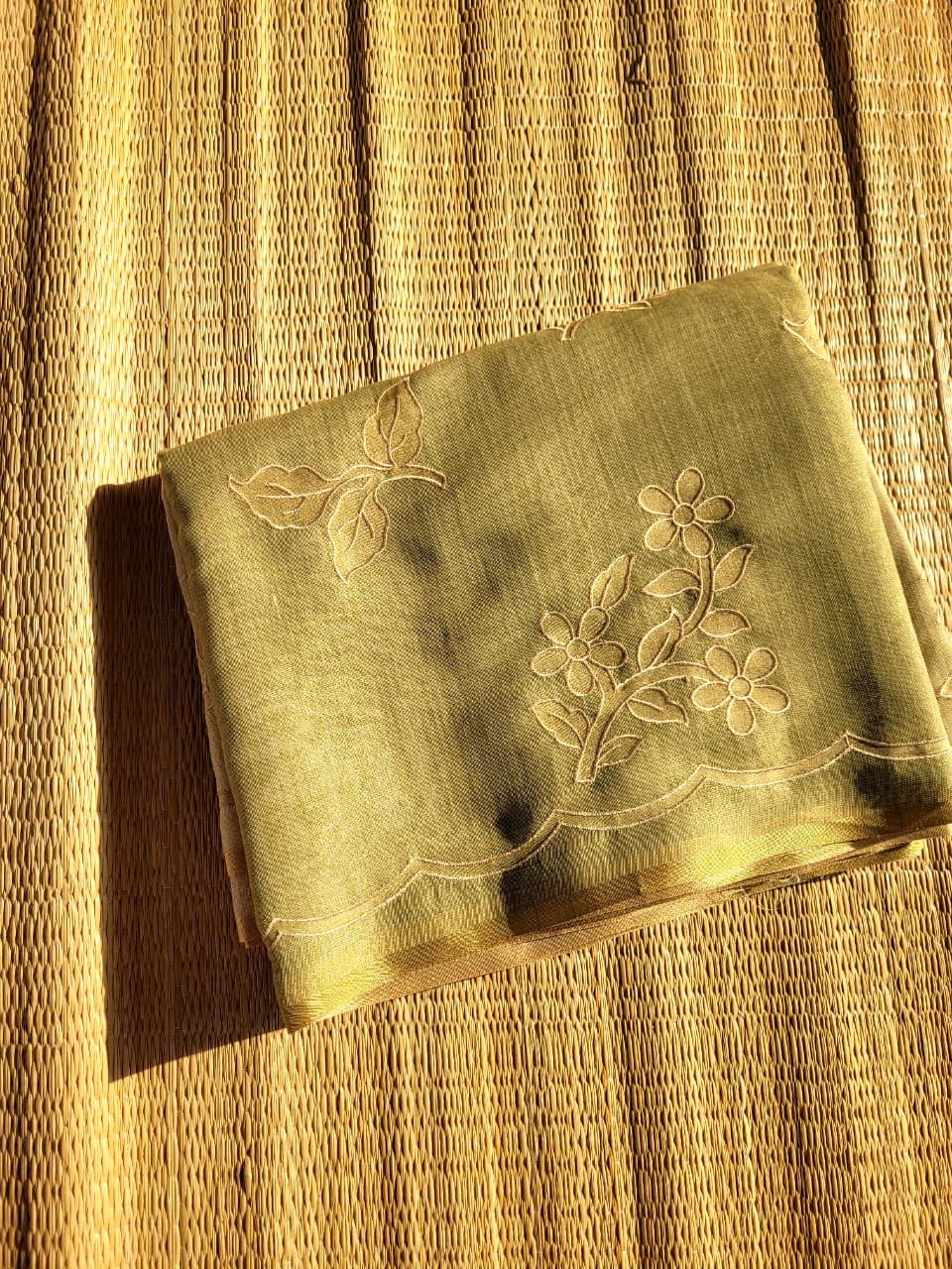 Green Ishani  Linen Tissue saree