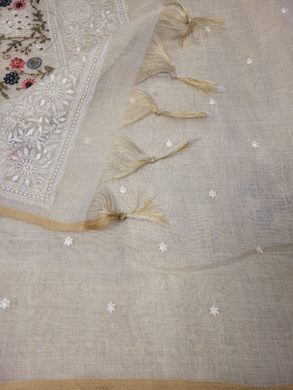 Biege2 Embriodered Linen Saree