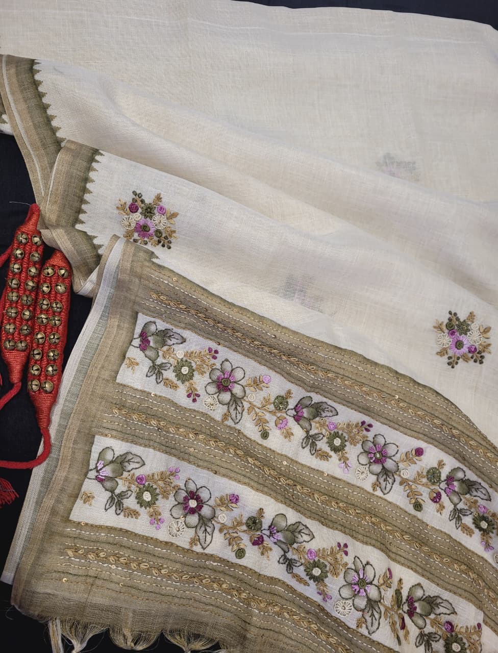 Olive Lavina Linen Saree