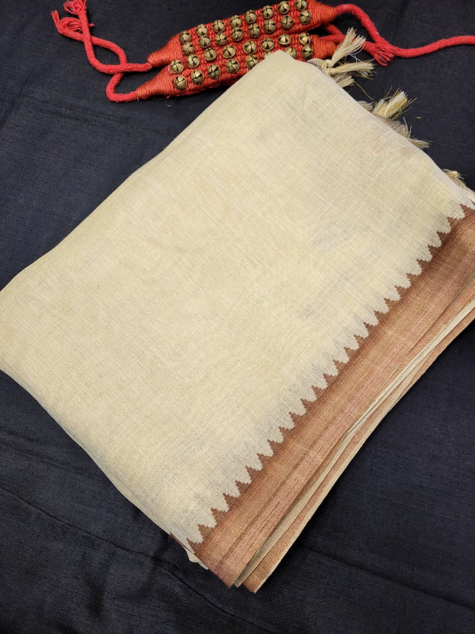 Brown Lavina Linen Saree