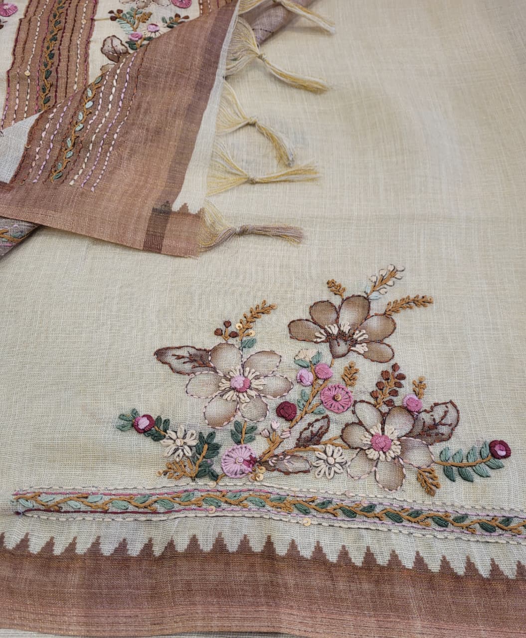 Brown Lavina Linen Saree