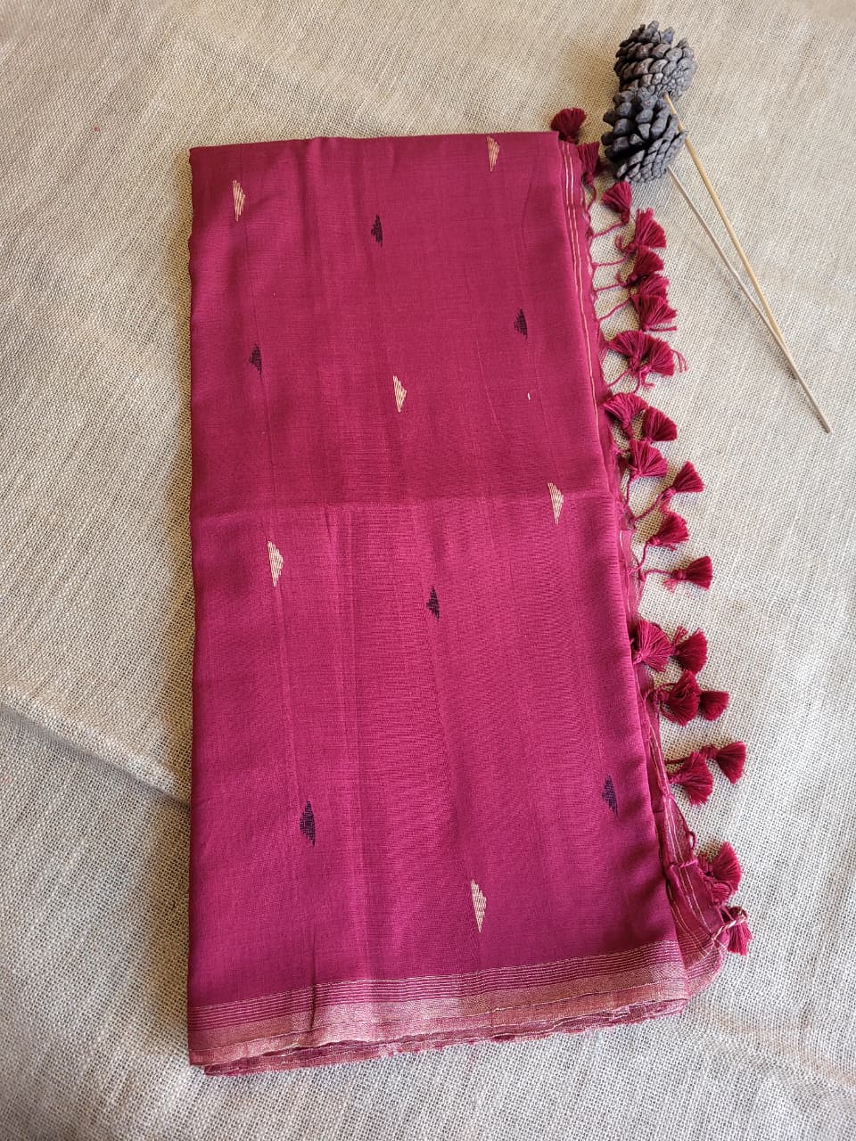 Maroon Meet Mul Saree