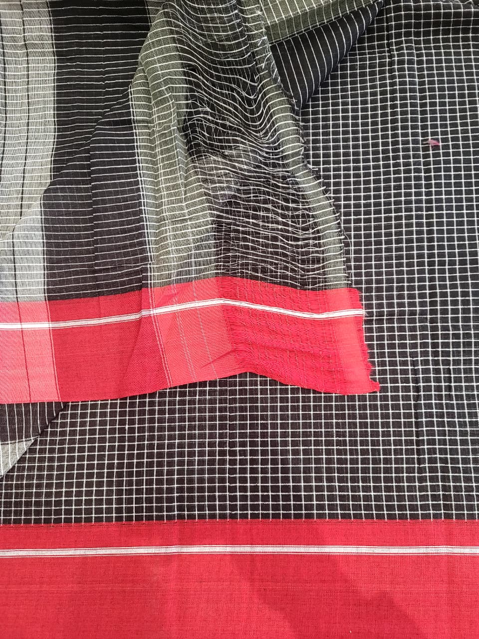 Red2 Hampa Pattedanchu Saree