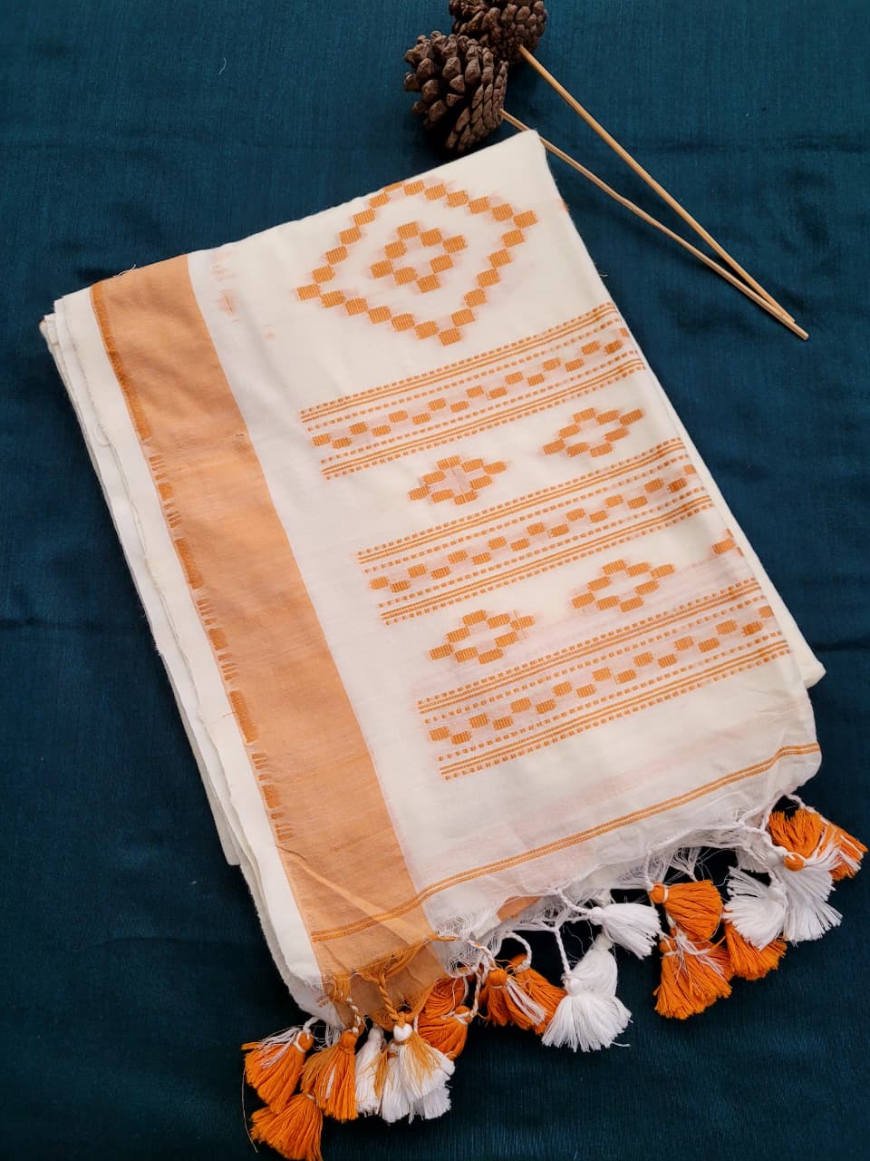 Tanu Cotton Jamdani Saree