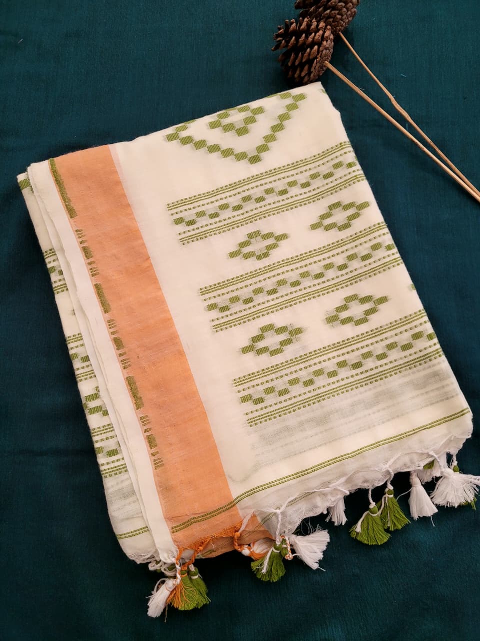 Tanu Cotton Jamdani Saree