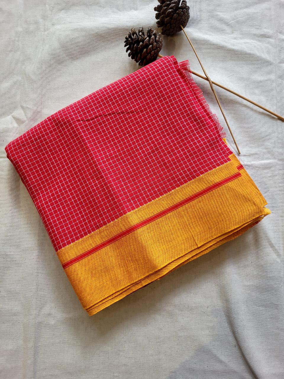 Red Hampa Pattedanchu Saree