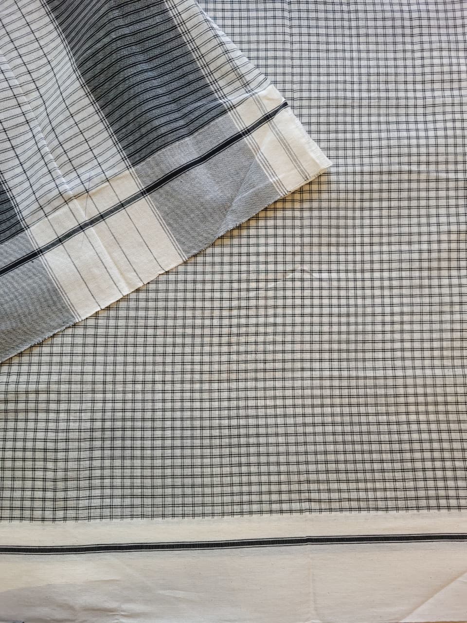 White Hampa Pattedanchu Saree