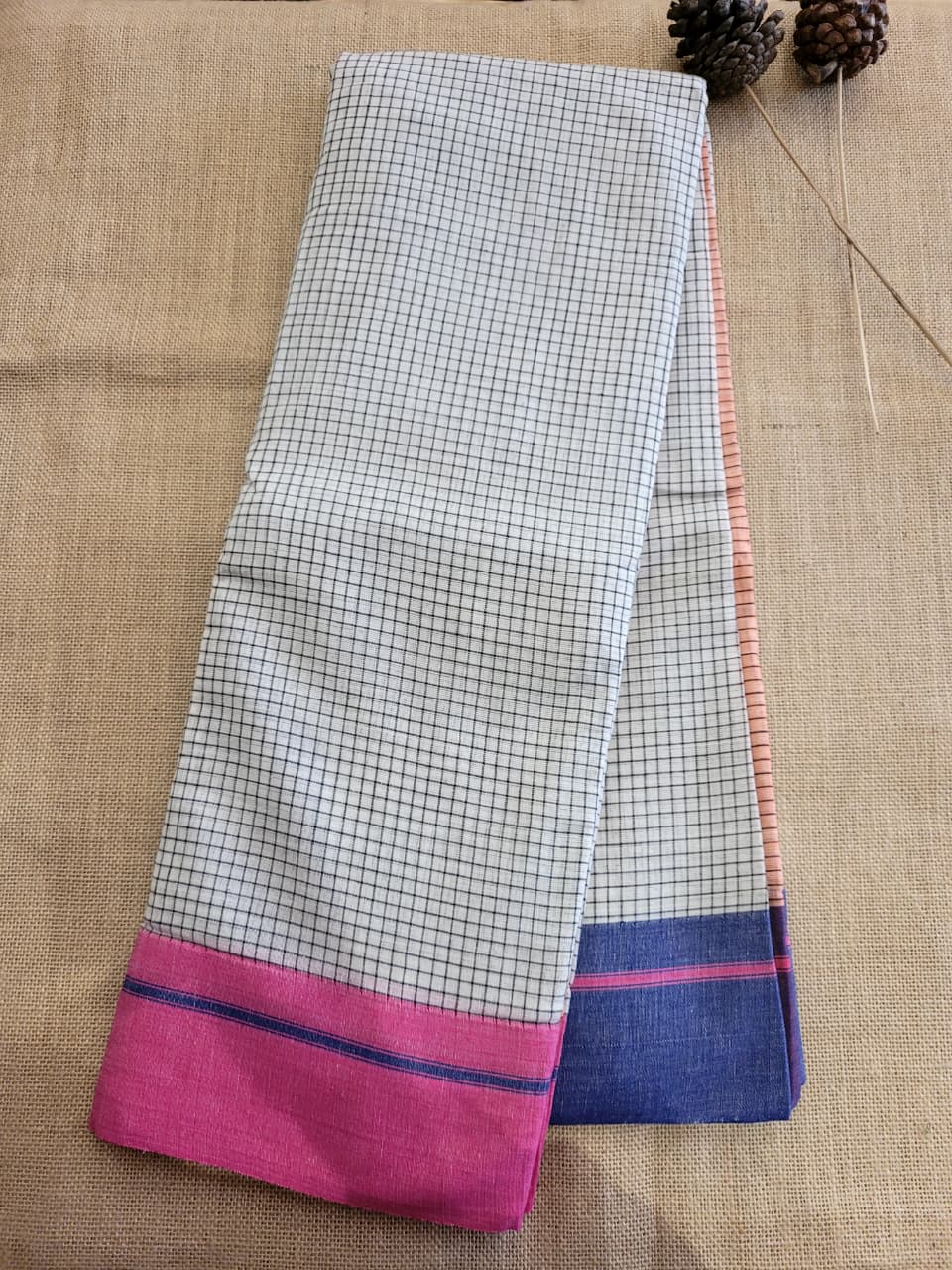 White2 Hampa Pattedanchu Saree
