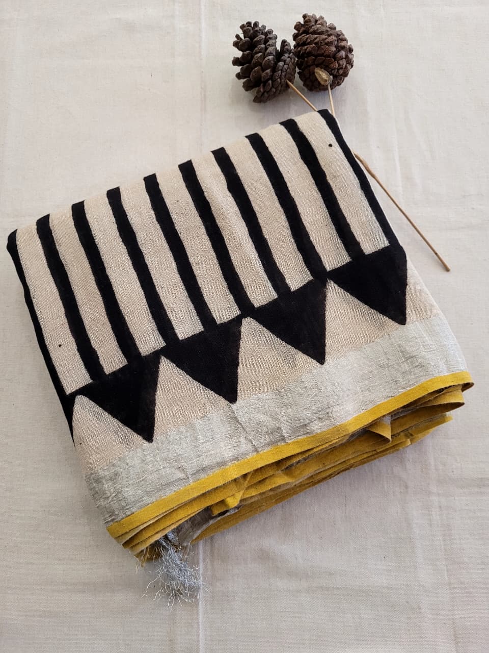 Black2 Linen Handblock Saree
