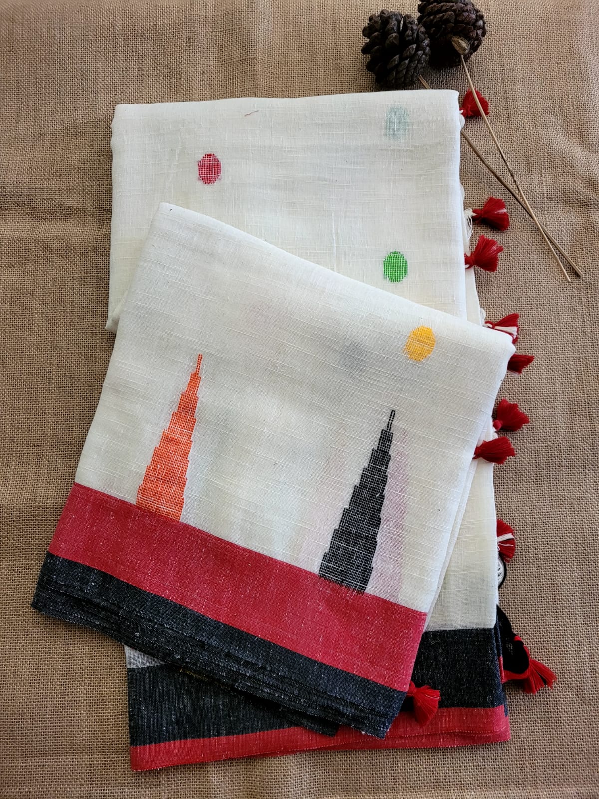 White1 Mayuri Linen Saree