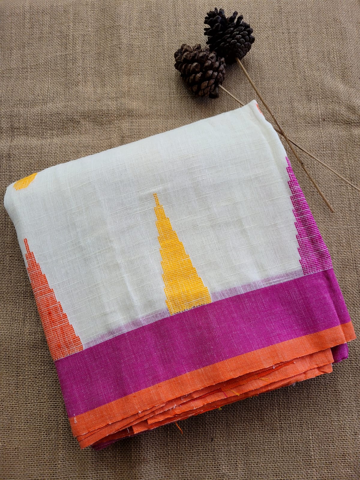White2 Mayuri Linen Saree