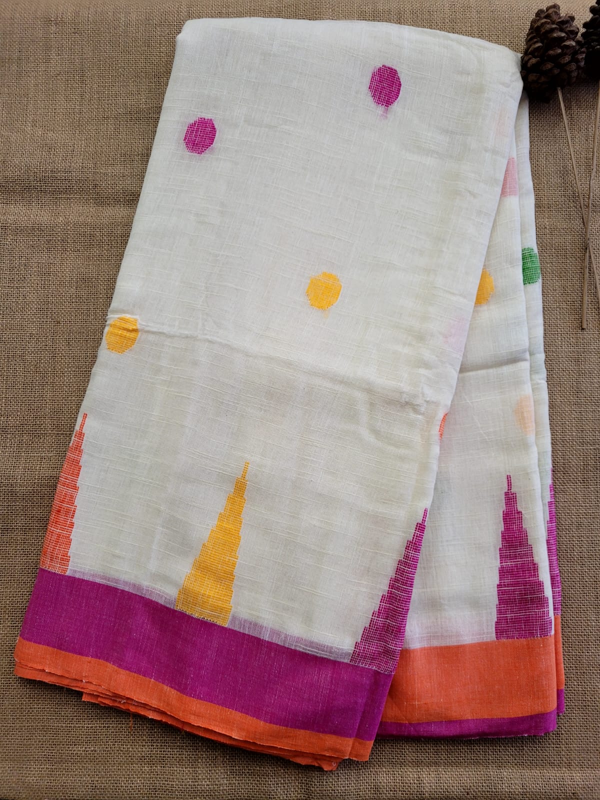 White2 Mayuri Linen Saree