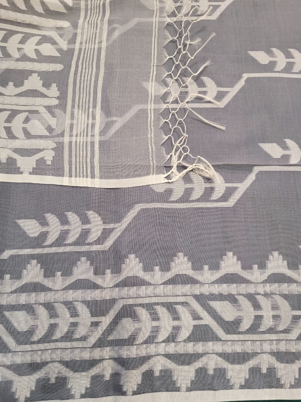 Grey Maslin Jamdani Saree