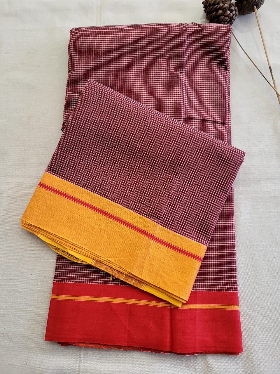 Yellow Hampa Pattedanchu Saree