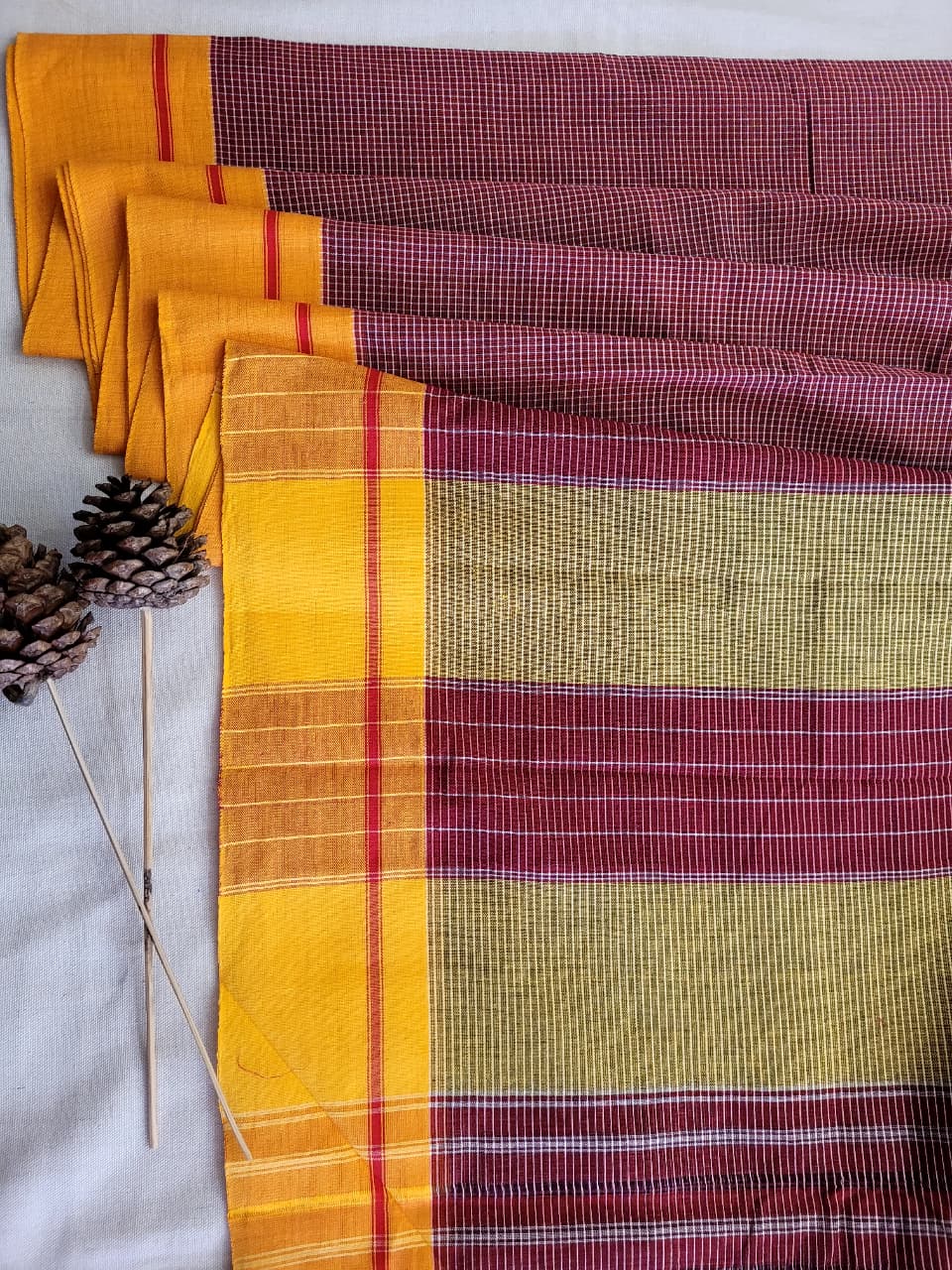 Yellow Hampa Pattedanchu Saree