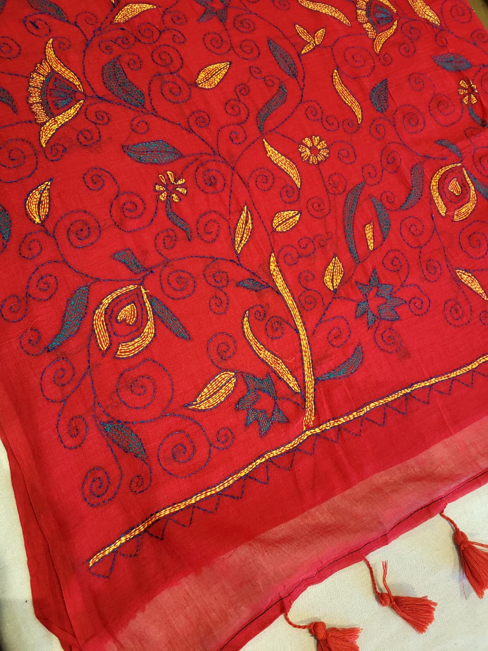 Red Mul Kantha Saree