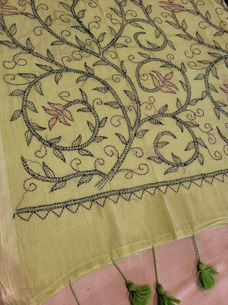 Pista Mul Kantha Saree