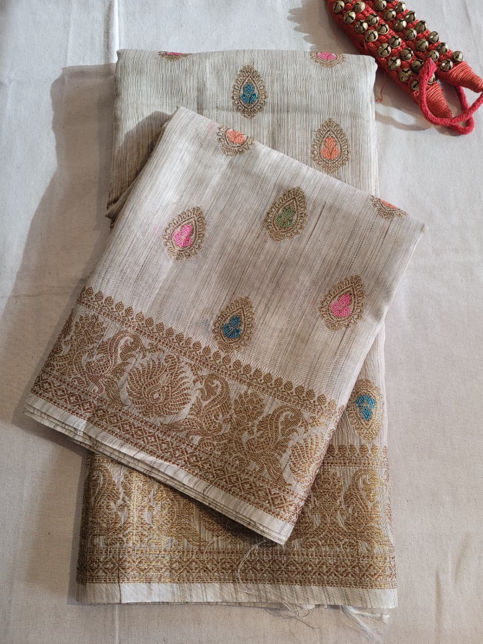 White2 Raveena Pure Tussar Saree