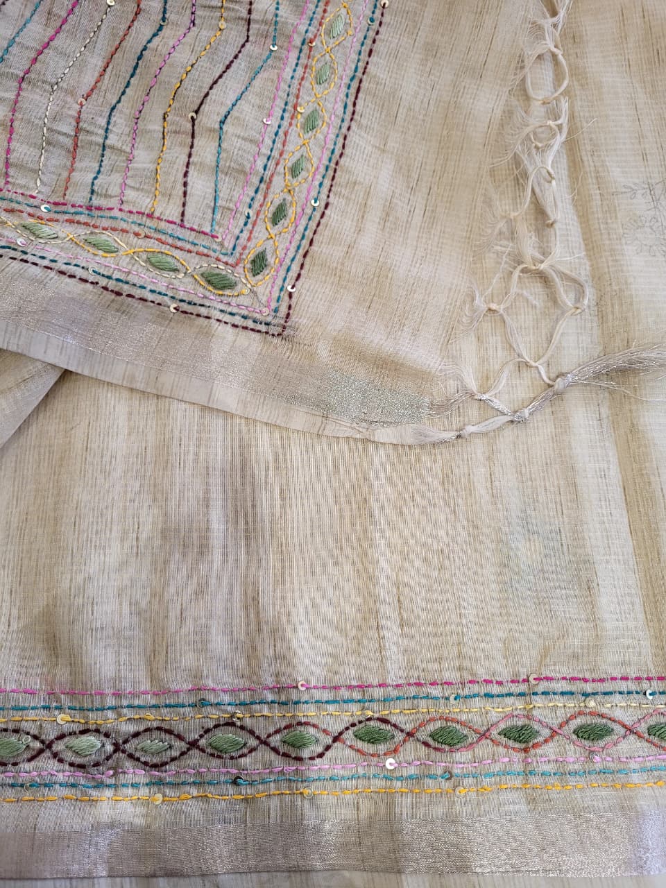 Sneha2 Hand Embriodered Tussar Saree