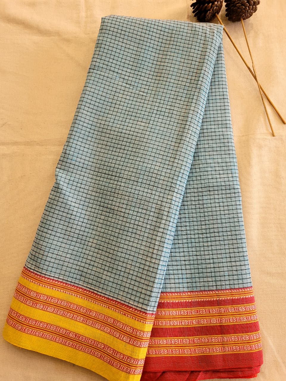 Grey Hampa Pattedanchu Saree