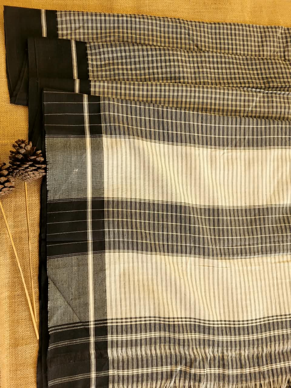 Black2 Hampa Pattedanchu Saree