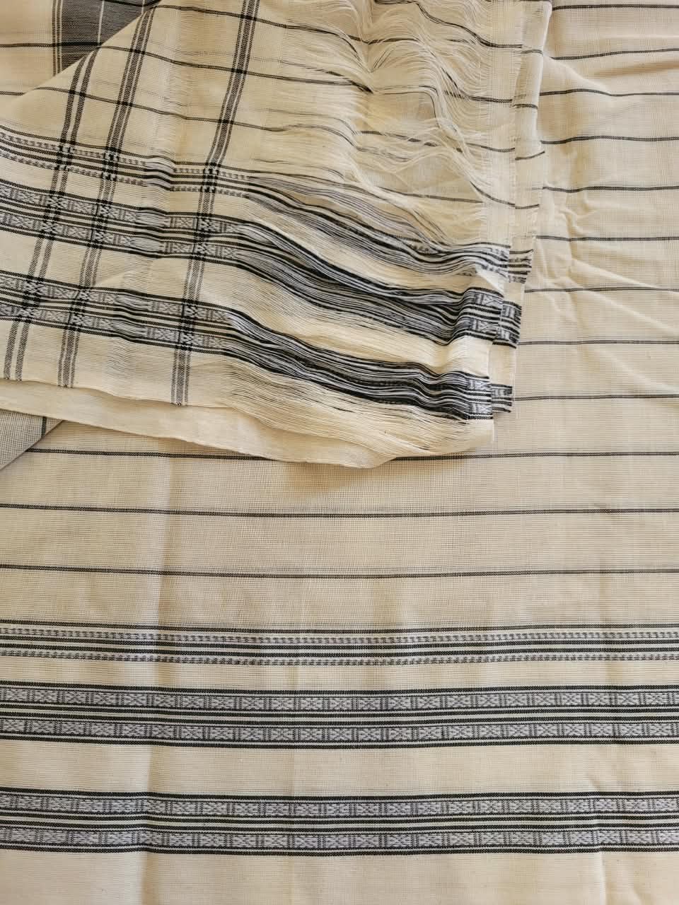 White3 Hampa Pattedanchu Saree
