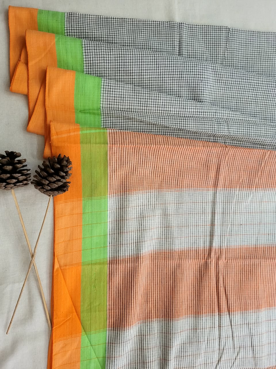 White Hampa Pattedanchu Saree