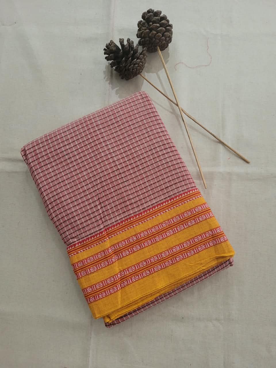 Red Hampa Pattedanchu Saree
