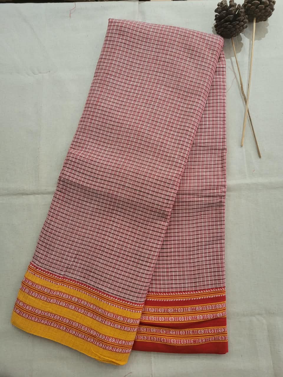 Red Hampa Pattedanchu Saree