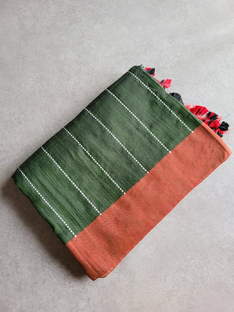 Armygreen Kathaa Linen Saree