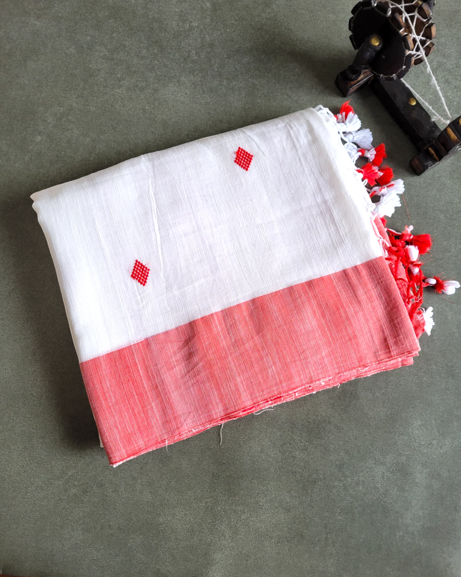 White Karni Linen Saree