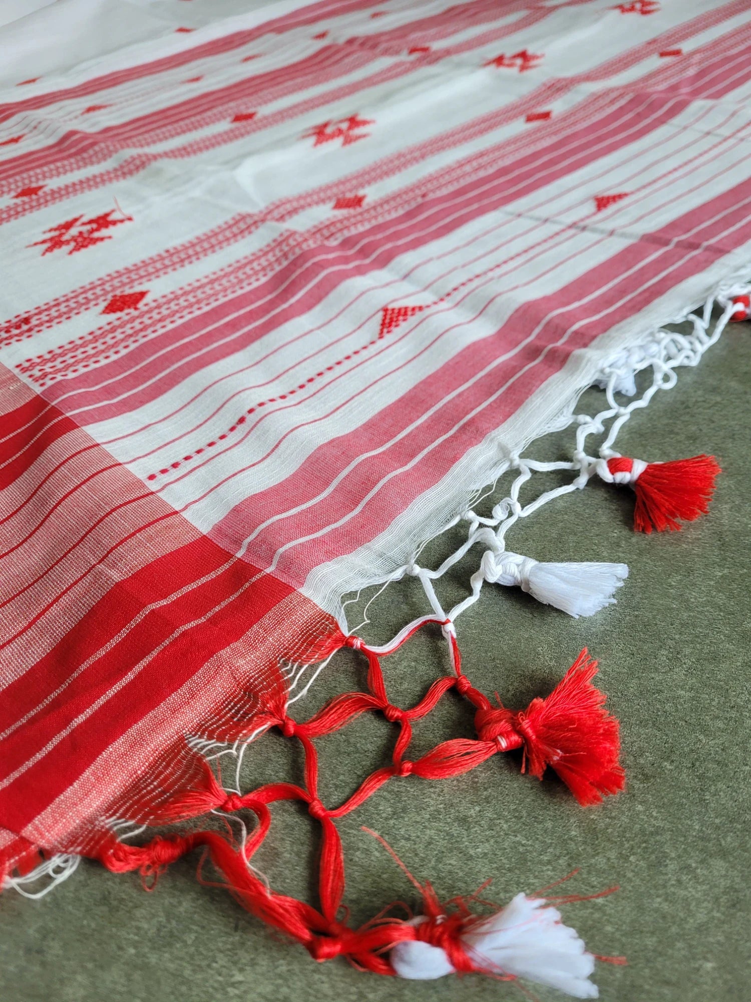 White Karni Linen Saree