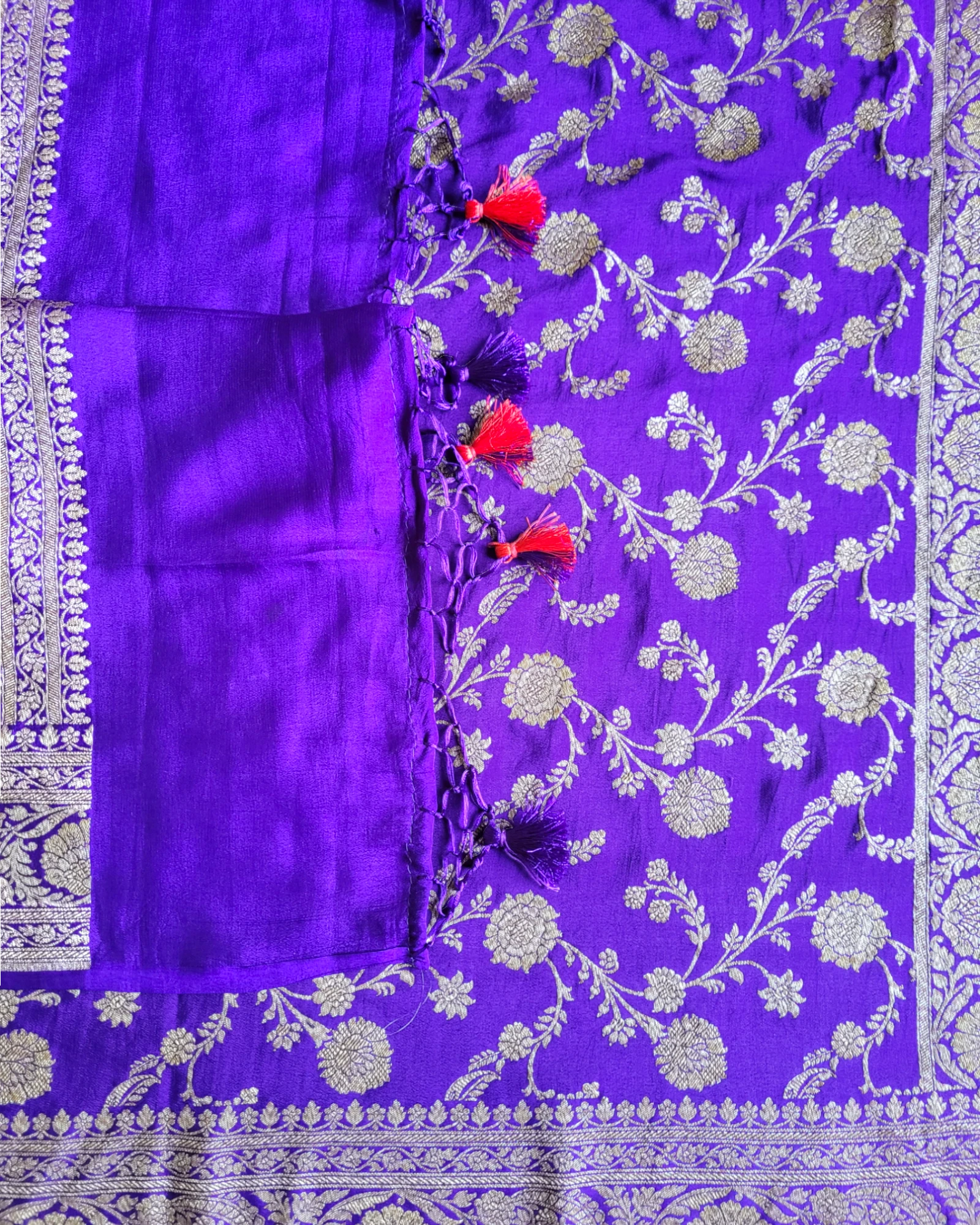 Red Kavya Banarasi Crepe Saree