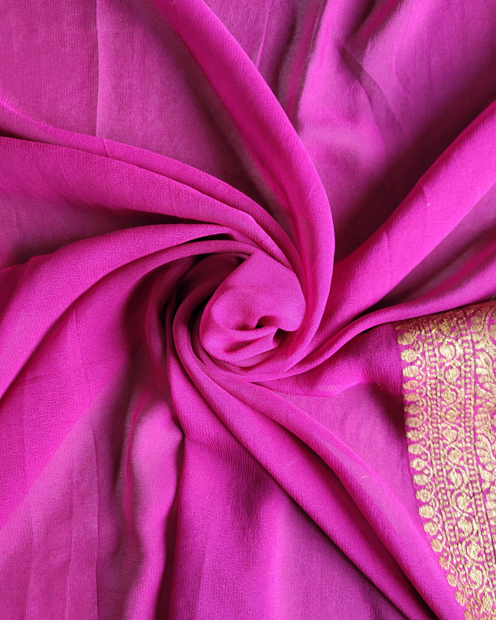 Pink Vanya Banarasi Georgette Saree