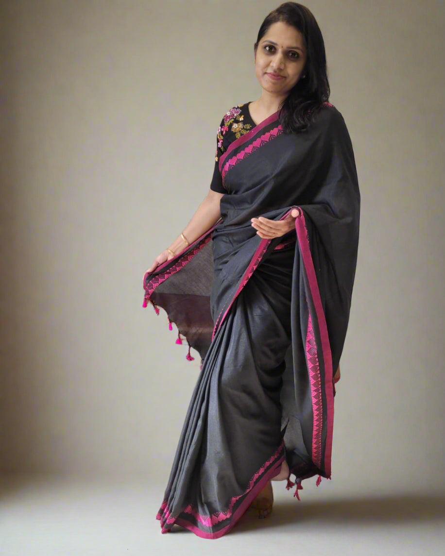 Black2 Hridaya Cotton Saree