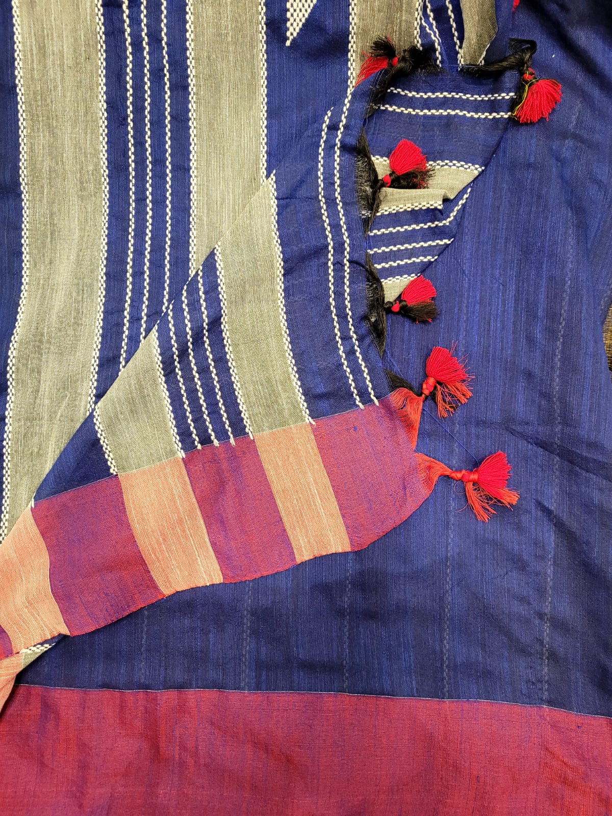 Indigo Kathaa Linen Saree