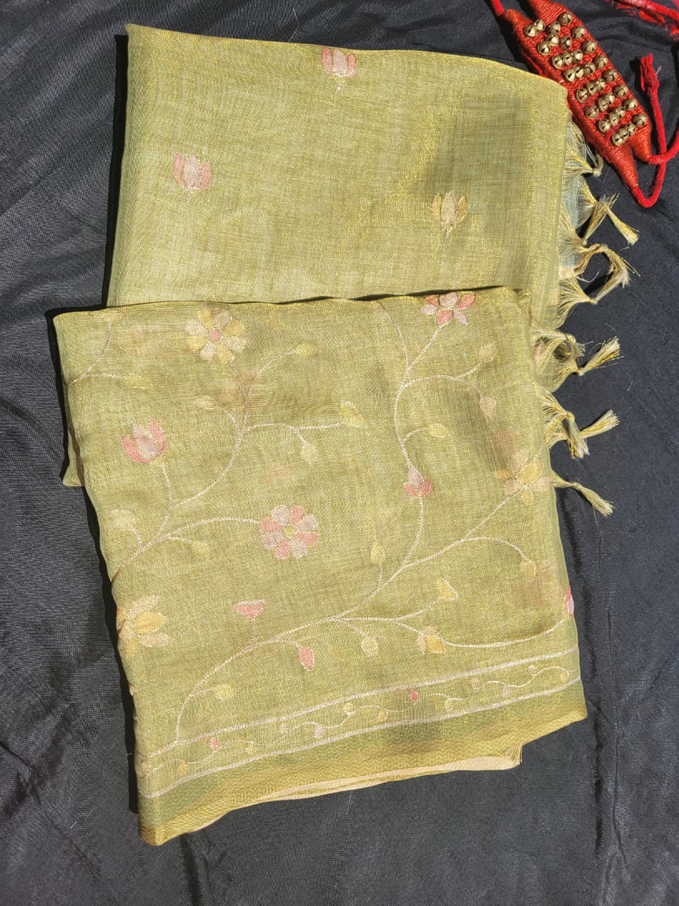 Green Ishani Linen Tissue saree