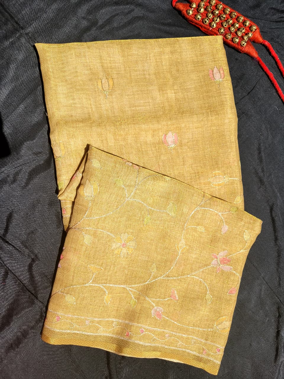 Olive Ishani Linen Tissue saree