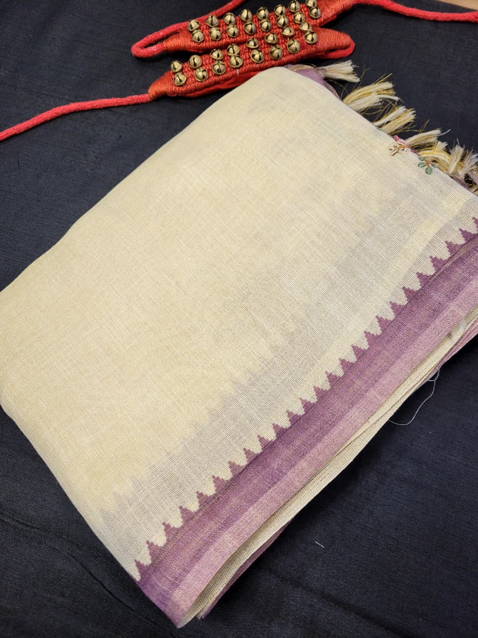 Lavender Lavina Linen Saree