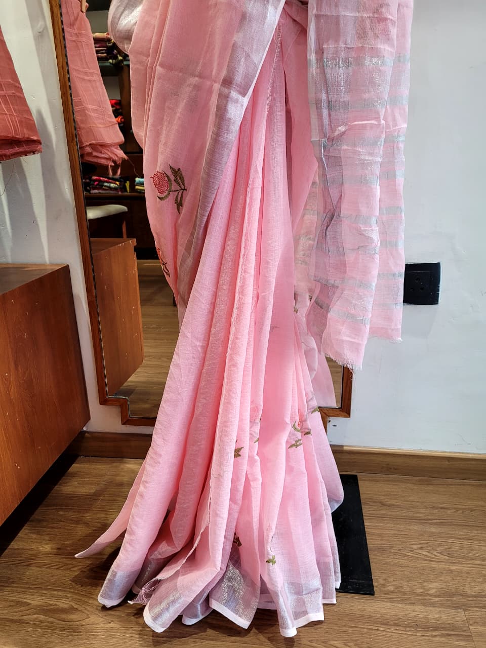 Baby Pink Triveni Mul Saree