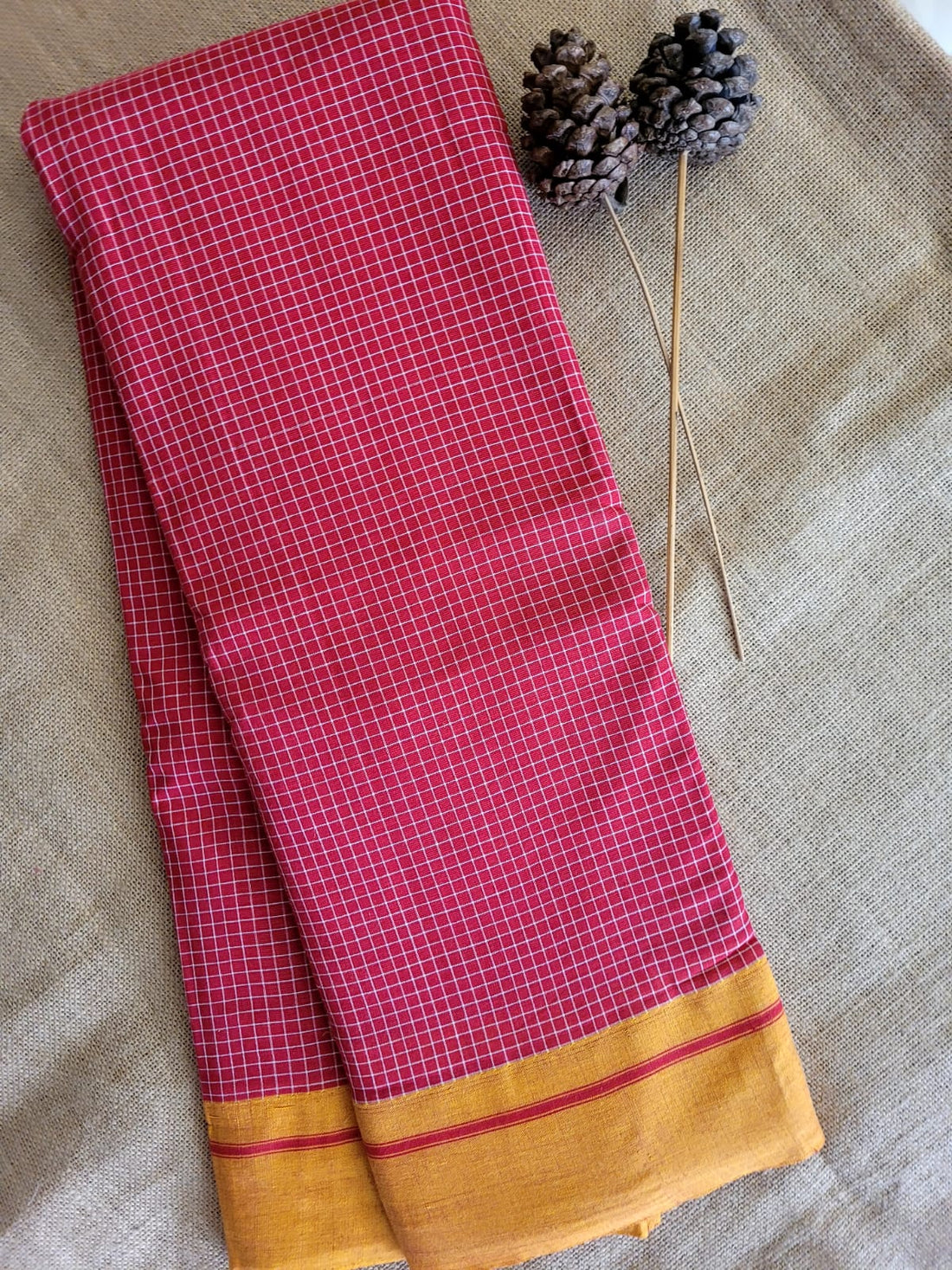 Red Hampa Pattedanchu Saree